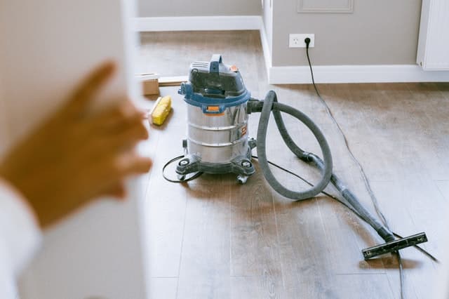 The Benefits of Hiring a Cleaning Service for Your Rental Property